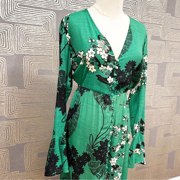 FREE PEOPLE Mixed Print Twist Dress in Green - Picture 5 of 10